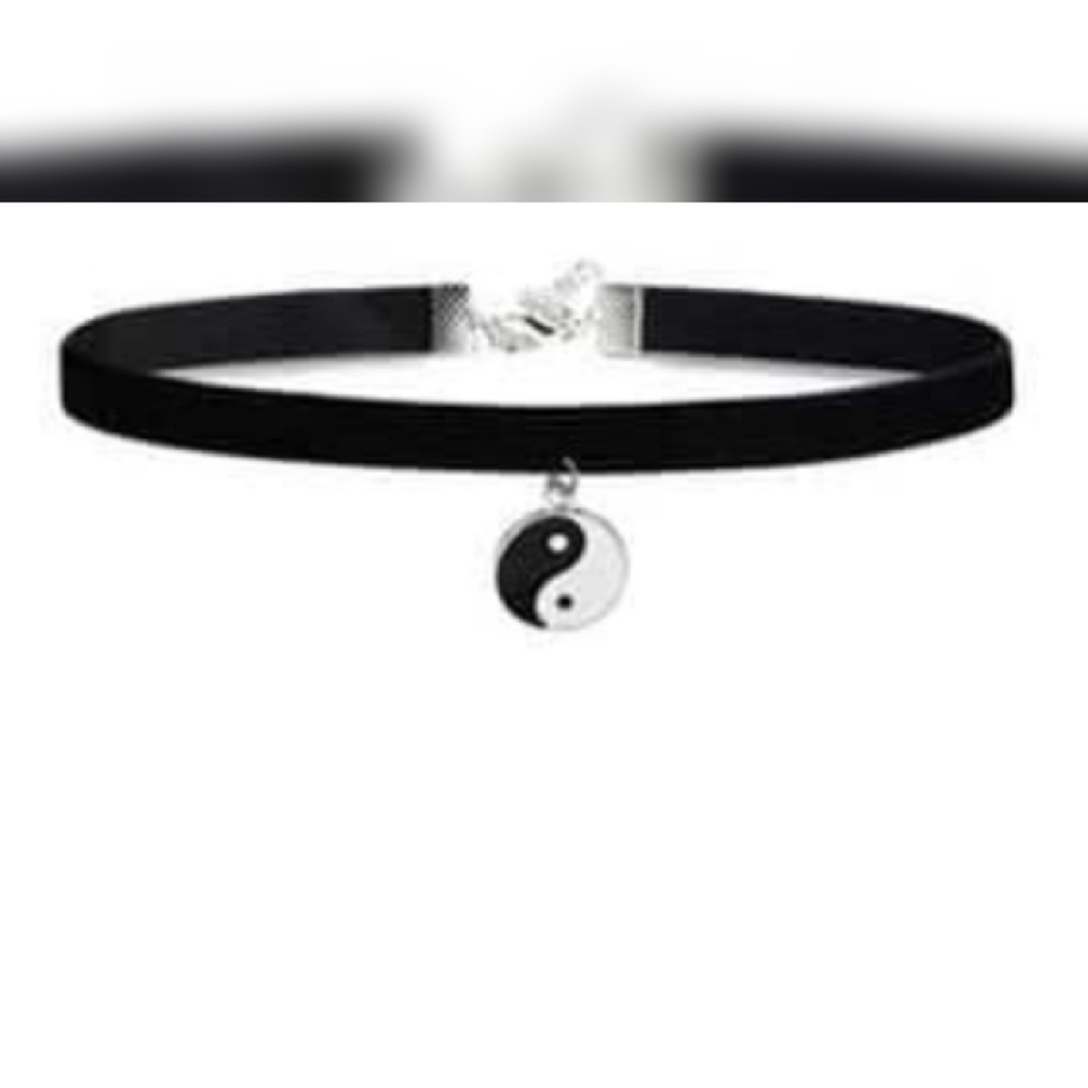 Choker Necklace 90s throwback retro yinyang